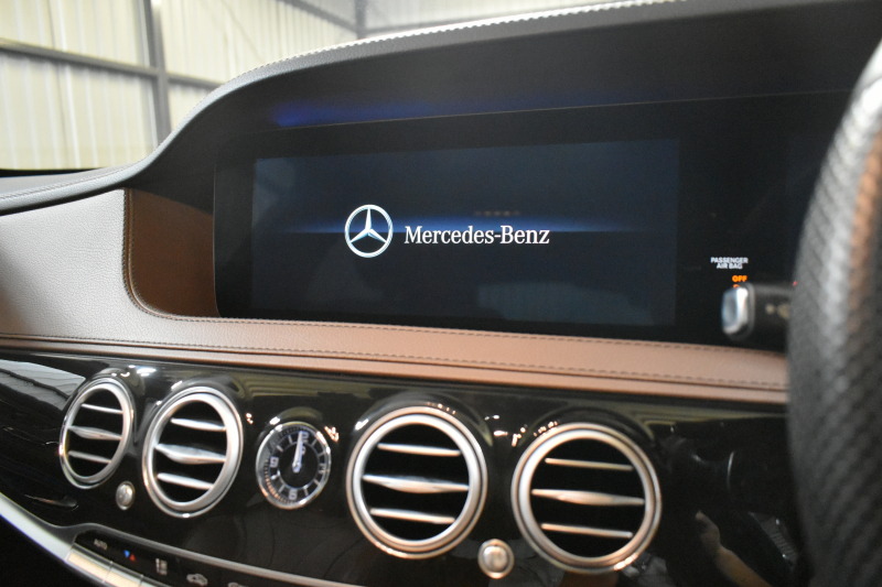 メルセデスベンツ Sクラス S400dｽﾎﾟｰﾂﾘﾐﾃｯﾄﾞ ﾚｰﾀﾞｰｾｰﾌﾃｨP 後期型 MEｺﾈｸﾄ ﾊﾟﾉﾗﾏｻﾝﾙｰﾌ ﾋｰﾀｰｸｰﾗｰ茶革 ﾃﾞｨｽﾄﾛ BSM Lﾁｪﾝｼﾞ AMGｴｱﾛ20AW ｷｰﾚｽGO PTS HUD ﾌﾞﾙﾒｽﾀｰS ﾌｯﾄﾄﾗﾝｸ 地ﾃﾞｼﾞﾅﾋﾞ 360ｶﾒﾗ 2年保証