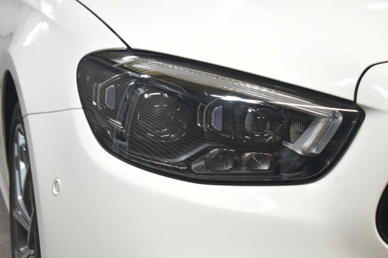 メルセデスベンツ Eクラス E200 ｽﾎﾟｰﾂ ｴｸｽｸﾙｰｼﾌﾞAMGﾗｲﾝｲﾝﾃﾘｱP ﾚｰﾀﾞｰｾｰﾌﾃｨP 後期型 ﾊﾟﾉﾗﾏｻﾝﾙｰﾌ MEｺﾈｸﾄ 燃費13.1KM 全席ﾋｰﾀｰ黒革 ﾃﾞｨｽﾄﾛ BSM Lﾁｪﾝｼﾞ AMGｴｱﾛ19AW ｷｰﾚｽGO ﾊﾟｰｸﾄﾛ HUD ﾌﾞﾙﾒS ﾏﾙﾁｶﾗｰｱﾝﾋﾞｴﾝﾄ 対話式ﾅﾋﾞ 360ｶﾒﾗ 2年保証