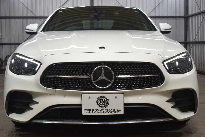 メルセデスベンツ Eクラス E200 ｽﾎﾟｰﾂ ｴｸｽｸﾙｰｼﾌﾞAMGﾗｲﾝｲﾝﾃﾘｱP ﾚｰﾀﾞｰｾｰﾌﾃｨP 後期型 ﾊﾟﾉﾗﾏｻﾝﾙｰﾌ MEｺﾈｸﾄ 燃費13.1KM 全席ﾋｰﾀｰ黒革 ﾃﾞｨｽﾄﾛ BSM Lﾁｪﾝｼﾞ AMGｴｱﾛ19AW ｷｰﾚｽGO ﾊﾟｰｸﾄﾛ HUD ﾌﾞﾙﾒS ﾏﾙﾁｶﾗｰｱﾝﾋﾞｴﾝﾄ 対話式ﾅﾋﾞ 360ｶﾒﾗ 2年保証