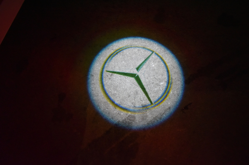 メルセデスベンツ Eクラス E200 ｽﾎﾟｰﾂ ｴｸｽｸﾙｰｼﾌﾞAMGﾗｲﾝｲﾝﾃﾘｱP ﾚｰﾀﾞｰｾｰﾌﾃｨP 後期型 ﾊﾟﾉﾗﾏｻﾝﾙｰﾌ MEｺﾈｸﾄ 燃費13.1KM 全席ﾋｰﾀｰ黒革 ﾃﾞｨｽﾄﾛ BSM Lﾁｪﾝｼﾞ AMGｴｱﾛ19AW ｷｰﾚｽGO ﾊﾟｰｸﾄﾛ HUD ﾌﾞﾙﾒS ﾏﾙﾁｶﾗｰｱﾝﾋﾞｴﾝﾄ 対話式ﾅﾋﾞ 360ｶﾒﾗ 2年保証