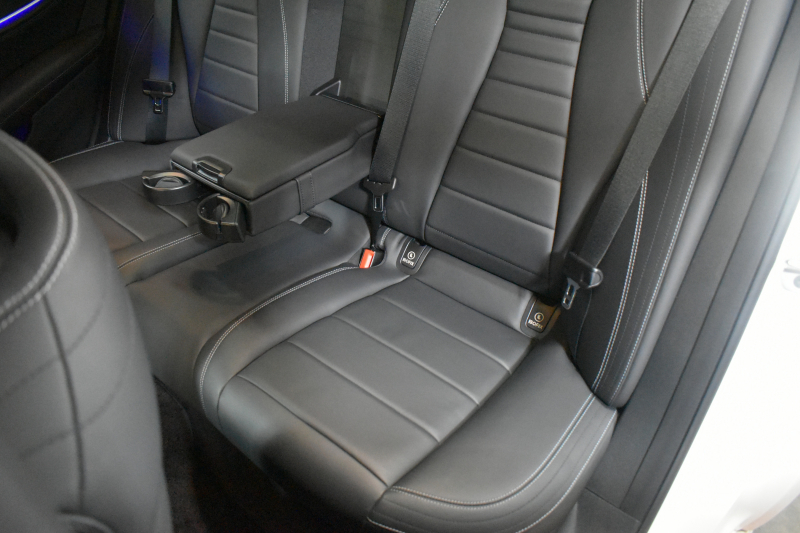 メルセデスベンツ Eクラス E200 ｽﾎﾟｰﾂ ｴｸｽｸﾙｰｼﾌﾞAMGﾗｲﾝｲﾝﾃﾘｱP ﾚｰﾀﾞｰｾｰﾌﾃｨP 後期型 ﾊﾟﾉﾗﾏｻﾝﾙｰﾌ MEｺﾈｸﾄ 燃費13.1KM 全席ﾋｰﾀｰ黒革 ﾃﾞｨｽﾄﾛ BSM Lﾁｪﾝｼﾞ AMGｴｱﾛ19AW ｷｰﾚｽGO ﾊﾟｰｸﾄﾛ HUD ﾌﾞﾙﾒS ﾏﾙﾁｶﾗｰｱﾝﾋﾞｴﾝﾄ 対話式ﾅﾋﾞ 360ｶﾒﾗ 2年保証