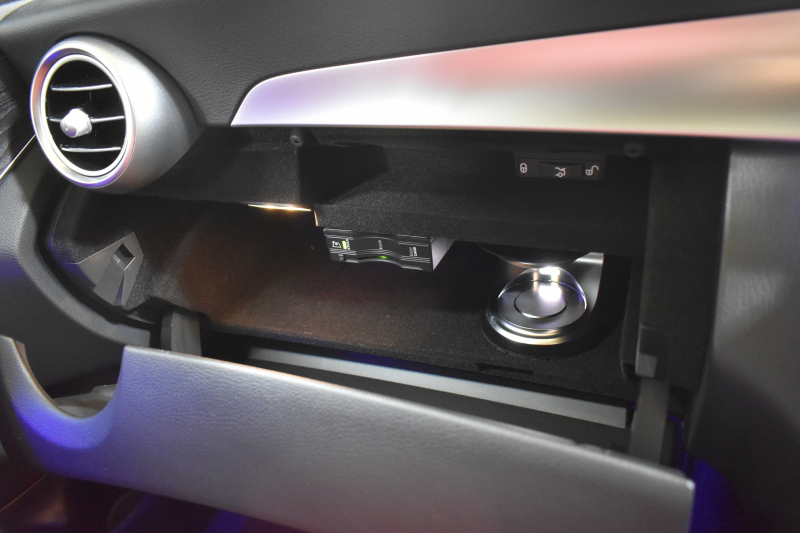 メルセデスベンツ Cクラス C200 ﾛｰﾚｳｽｴﾃﾞｨｼｮﾝ ｽﾎﾟｰﾂﾌﾟﾗｽP ﾚｻﾞｰｴｸｽｸﾙｰｼﾌﾞ ﾚｰﾀﾞｰｾｰﾌﾃｨP 最終特別仕様 MEｺﾈ 9速 BSG搭載 ﾋｰﾀｰｸｰﾗｰ赤革 ﾃﾞｨｽﾄﾛ BSM Lｷｰﾌﾟ AMGｴｱﾛ18AW ｷｰﾚｽGo PTS 液晶ﾒｰﾀｰ ﾌｯﾄﾄﾗﾝｸ 地ﾃﾞｼﾞﾅﾋﾞ 360ｶﾒﾗ 2年保証