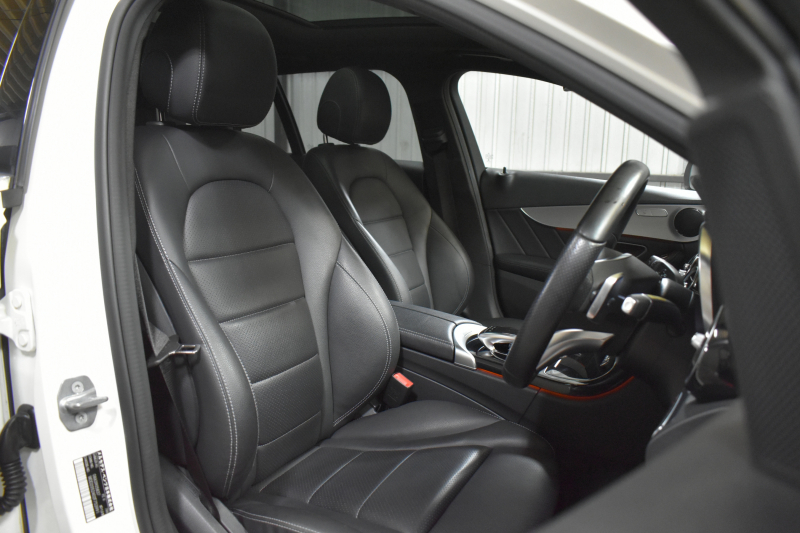 メルセデスベンツ Cクラス C180 ﾜｺﾞﾝ ﾛｰﾚｳｽｴﾃﾞｨｼｮﾝ ﾚｰﾀﾞｰｾｰﾌﾃｨP 特別仕様車 1ｵｰﾅｰ MEｺﾈｸﾄ ﾊﾟﾉﾗﾏｻﾝﾙｰﾌ ﾋｰﾀｰ黒革 ﾃﾞｨｽﾄﾛ BSM Lｷｰﾌﾟ AMGｴｱﾛ18AW ｷｰﾚｽGO PTS 電動ﾘｱｹﾞｰﾄ LEDﾍｯﾄﾞﾗｲﾄ 地ﾃﾞｼﾞﾅﾋﾞ Bｶﾒﾗ 2年保証