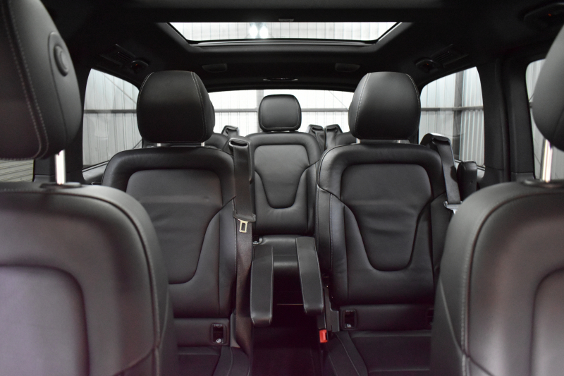 メルセデスベンツ Vクラス V220d ｽﾎﾟｰﾂ ﾛﾝｸﾞ AMGﾗｲﾝ ﾚｰﾀﾞｰｾｰﾌﾃｨP  ﾊﾟﾉﾗﾏｻﾝﾙｰﾌ ﾋｰﾀｰ黒革 ﾃﾞｨｽﾄﾛ BSM Lｷｰﾌﾟ AMGｴｱﾛ19AW 両側電動ｽﾗｲﾄﾞ ﾌﾞﾙﾒｽﾀｰ 電動Rｹﾞｰﾄ 地ﾃﾞｼﾞ360ｶﾒﾗ 2年保証