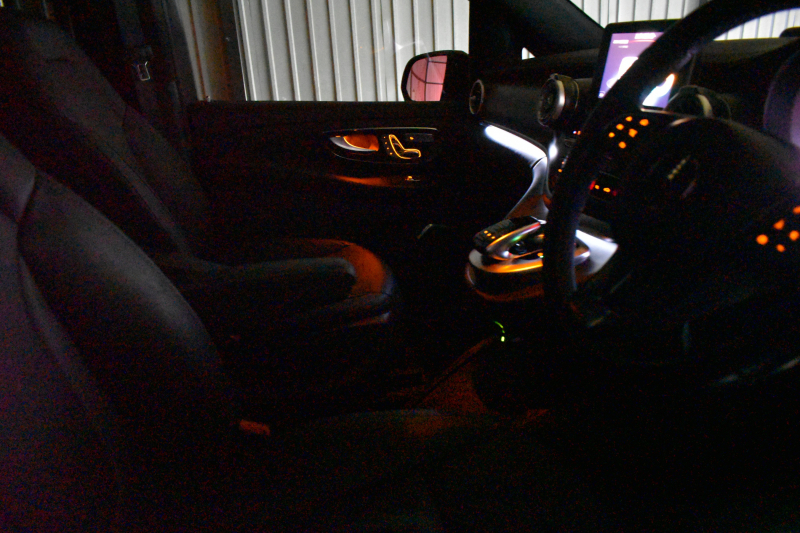 メルセデスベンツ Vクラス V220d ｽﾎﾟｰﾂ ﾛﾝｸﾞ AMGﾗｲﾝ ﾚｰﾀﾞｰｾｰﾌﾃｨP  ﾊﾟﾉﾗﾏｻﾝﾙｰﾌ ﾋｰﾀｰ黒革 ﾃﾞｨｽﾄﾛ BSM Lｷｰﾌﾟ AMGｴｱﾛ19AW 両側電動ｽﾗｲﾄﾞ ﾌﾞﾙﾒｽﾀｰ 電動Rｹﾞｰﾄ 地ﾃﾞｼﾞ360ｶﾒﾗ 2年保証