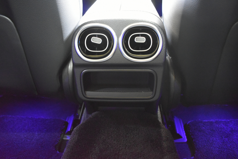 メルセデスベンツ Cクラス C200 ﾜｺﾞﾝ AVG AMGﾗｲﾝ ﾚｻﾞｰｴｸｽｸﾙｰｼﾌﾞﾍﾞｰｼｯｸP ﾘｱｱｸｽﾙｽﾃｱﾘﾝｸﾞ ﾊﾟﾉﾗﾏｻﾝﾙｰﾌ ﾚｰﾀﾞｰSP 新型Cｸﾗｽ ISG搭載  ﾋｰﾀｰ黒革ｼｰﾄ  ﾃﾞｨｽﾄﾛ ﾌﾞﾗｲﾝﾄﾞS Lﾁｪﾝｼﾞｱｼｽﾄ AMGｴｱﾛ18AW ｷｰGO MBUXﾅﾋﾞ360ｶﾒﾗ 2年保証