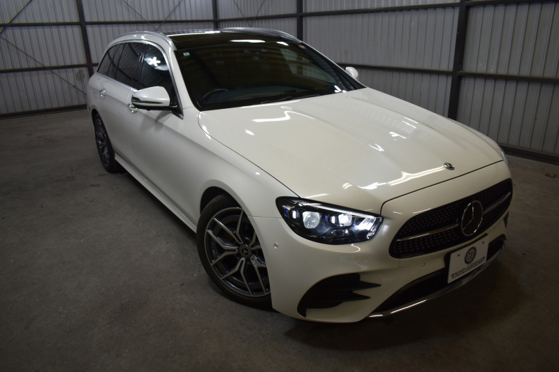 メルセデスベンツ Eクラス E200ﾜｺﾞﾝ ｽﾎﾟｰﾂ BSG搭載 ｴｸｽｸﾙｰｼﾌﾞ AMGﾗｲﾝｲﾝﾃﾘｱ ﾚｰﾀﾞｰｾｰﾌﾃｨP 後期型 MEｺﾈ ﾊﾟﾉﾗﾏｻﾝﾙｰﾌ 全席ﾋｰﾀｰ黒革 ACC AMGｴｱﾛ 電動ﾘｱｹﾞｰﾄ ﾍｯﾄﾞｱｯﾌﾟﾃﾞｨｽﾌﾟﾚｲ ﾌﾞﾙﾒｽﾀｰS 地ﾃﾞｼﾞ360ｶﾒﾗ 2年保証