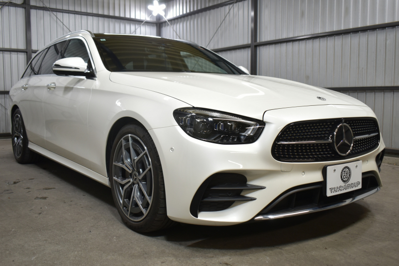 メルセデスベンツ Eクラス E200ﾜｺﾞﾝ ｽﾎﾟｰﾂ BSG搭載 ｴｸｽｸﾙｰｼﾌﾞ AMGﾗｲﾝｲﾝﾃﾘｱ ﾚｰﾀﾞｰｾｰﾌﾃｨP 後期型 MEｺﾈ ﾊﾟﾉﾗﾏｻﾝﾙｰﾌ 全席ﾋｰﾀｰ黒革 ACC AMGｴｱﾛ 電動ﾘｱｹﾞｰﾄ ﾍｯﾄﾞｱｯﾌﾟﾃﾞｨｽﾌﾟﾚｲ ﾌﾞﾙﾒｽﾀｰS 地ﾃﾞｼﾞ360ｶﾒﾗ 2年保証