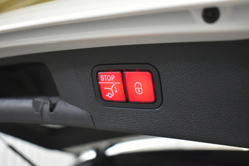 メルセデスベンツ Eクラス E200ﾜｺﾞﾝ ｽﾎﾟｰﾂ BSG搭載 ｴｸｽｸﾙｰｼﾌﾞ AMGﾗｲﾝｲﾝﾃﾘｱ ﾚｰﾀﾞｰｾｰﾌﾃｨP 後期型 MEｺﾈ ﾊﾟﾉﾗﾏｻﾝﾙｰﾌ 全席ﾋｰﾀｰ黒革 ACC AMGｴｱﾛ 電動ﾘｱｹﾞｰﾄ ﾍｯﾄﾞｱｯﾌﾟﾃﾞｨｽﾌﾟﾚｲ ﾌﾞﾙﾒｽﾀｰS 地ﾃﾞｼﾞ360ｶﾒﾗ 2年保証