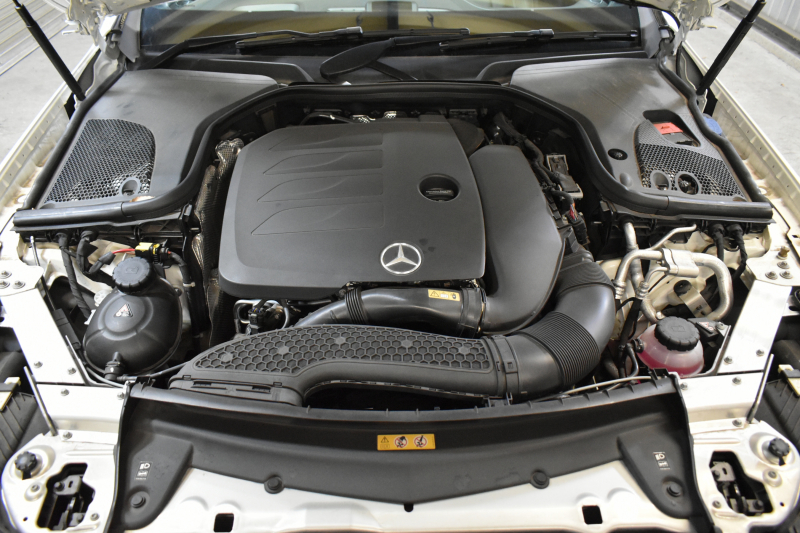 メルセデスベンツ Eクラス E200 ｽﾎﾟｰﾂ ｴｸｽｸﾙｰｼﾌﾞAMGﾗｲﾝｲﾝﾃﾘｱP ﾚｰﾀﾞｰｾｰﾌﾃｨP 後期型 1ｵｰﾅｰ ﾊﾟﾉﾗﾏｻﾝﾙｰﾌ ﾌﾞﾙﾒS MEｺﾈｸﾄ 燃費13.1KM 全席ﾋｰﾀｰ黒革 ﾃﾞｨｽﾄﾛ BSM Lﾁｪﾝｼﾞ AMGｴｱﾛ19AW ｷｰﾚｽGO ﾊﾟｰｸﾄﾛ HUD  ﾏﾙﾁｶﾗｰｱﾝﾋﾞｴﾝﾄ 対話式ﾅﾋﾞ 360ｶﾒﾗ 2年保証