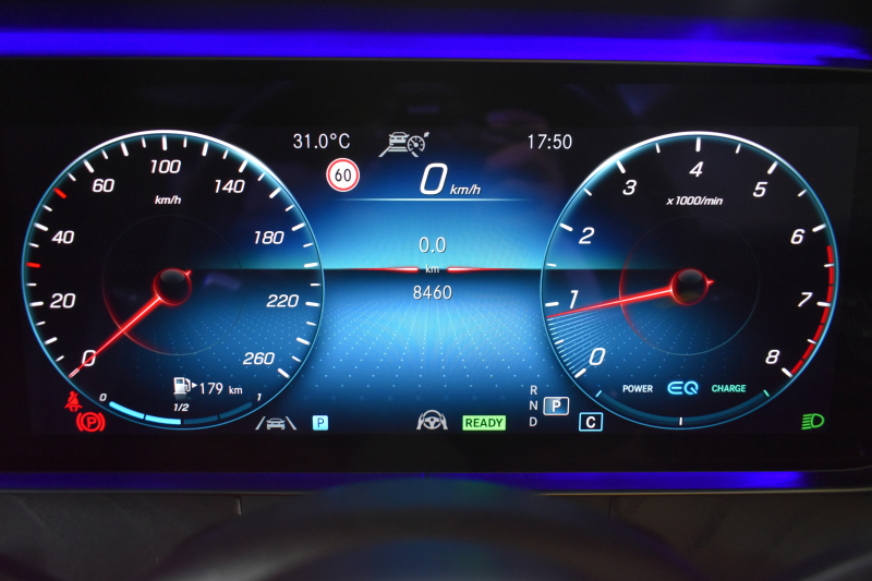 メルセデスベンツ Eクラス E200 ｽﾎﾟｰﾂ ｴｸｽｸﾙｰｼﾌﾞAMGﾗｲﾝｲﾝﾃﾘｱP ﾚｰﾀﾞｰｾｰﾌﾃｨP 後期型 1ｵｰﾅｰ ﾊﾟﾉﾗﾏｻﾝﾙｰﾌ ﾌﾞﾙﾒS MEｺﾈｸﾄ 燃費13.1KM 全席ﾋｰﾀｰ黒革 ﾃﾞｨｽﾄﾛ BSM Lﾁｪﾝｼﾞ AMGｴｱﾛ19AW ｷｰﾚｽGO ﾊﾟｰｸﾄﾛ HUD  ﾏﾙﾁｶﾗｰｱﾝﾋﾞｴﾝﾄ 対話式ﾅﾋﾞ 360ｶﾒﾗ 2年保証