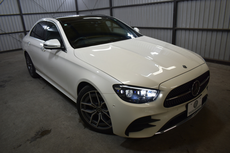 メルセデスベンツ Eクラス E200 ｽﾎﾟｰﾂ ｴｸｽｸﾙｰｼﾌﾞAMGﾗｲﾝｲﾝﾃﾘｱP ﾚｰﾀﾞｰｾｰﾌﾃｨP 後期型 1ｵｰﾅｰ ﾊﾟﾉﾗﾏｻﾝﾙｰﾌ ﾌﾞﾙﾒS MEｺﾈｸﾄ 燃費13.1KM 全席ﾋｰﾀｰ黒革 ﾃﾞｨｽﾄﾛ BSM Lﾁｪﾝｼﾞ AMGｴｱﾛ19AW ｷｰﾚｽGO ﾊﾟｰｸﾄﾛ HUD  ﾏﾙﾁｶﾗｰｱﾝﾋﾞｴﾝﾄ 対話式ﾅﾋﾞ 360ｶﾒﾗ 2年保証