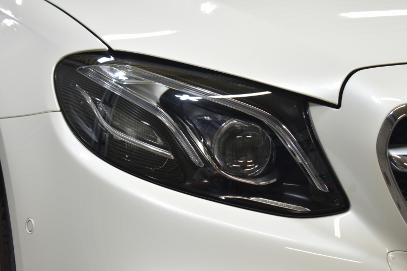 メルセデスベンツ Eクラス E350e AVG ｽﾎﾟｰﾂ ｴｸｽｸﾙｰｼﾌﾞP ﾚｰﾀﾞｰｾｰﾌﾃｨP PHV ﾊﾟﾉﾗﾏｻﾝﾙｰﾌ 全席ﾋｰﾀｰ黒革 ﾃﾞｨｽﾄﾛ ﾚｰﾝﾁｪﾝｼﾞ ﾌﾞﾗｲﾝﾄﾞｽﾎﾟｯﾄ AMGｴｱﾛ19AW ｷｰGO PTS ﾌｯﾄｹﾞｰﾄ ﾌﾞﾙﾒｽﾀｰ 地デジ360ｶﾒ 2年保証