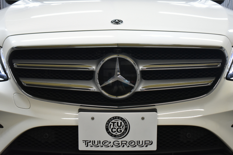 メルセデスベンツ Eクラス E350e AVG ｽﾎﾟｰﾂ ｴｸｽｸﾙｰｼﾌﾞP ﾚｰﾀﾞｰｾｰﾌﾃｨP PHV ﾊﾟﾉﾗﾏｻﾝﾙｰﾌ 全席ﾋｰﾀｰ黒革 ﾃﾞｨｽﾄﾛ ﾚｰﾝﾁｪﾝｼﾞ ﾌﾞﾗｲﾝﾄﾞｽﾎﾟｯﾄ AMGｴｱﾛ19AW ｷｰGO PTS ﾌｯﾄｹﾞｰﾄ ﾌﾞﾙﾒｽﾀｰ 地デジ360ｶﾒ 2年保証