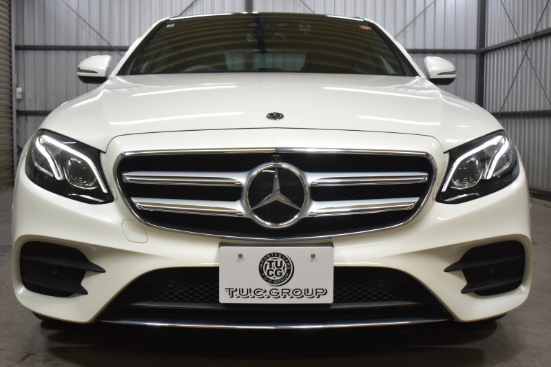 メルセデスベンツ Eクラス E350e AVG ｽﾎﾟｰﾂ ｴｸｽｸﾙｰｼﾌﾞP ﾚｰﾀﾞｰｾｰﾌﾃｨP PHV ﾊﾟﾉﾗﾏｻﾝﾙｰﾌ 全席ﾋｰﾀｰ黒革 ﾃﾞｨｽﾄﾛ ﾚｰﾝﾁｪﾝｼﾞ ﾌﾞﾗｲﾝﾄﾞｽﾎﾟｯﾄ AMGｴｱﾛ19AW ｷｰGO PTS ﾌｯﾄｹﾞｰﾄ ﾌﾞﾙﾒｽﾀｰ 地デジ360ｶﾒ 2年保証