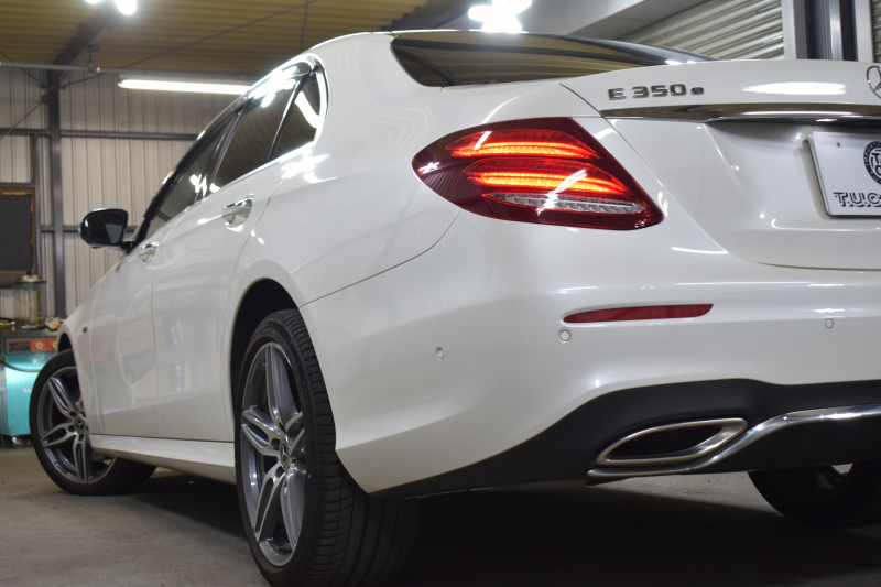 メルセデスベンツ Eクラス E350e AVG ｽﾎﾟｰﾂ ｴｸｽｸﾙｰｼﾌﾞP ﾚｰﾀﾞｰｾｰﾌﾃｨP PHV ﾊﾟﾉﾗﾏｻﾝﾙｰﾌ 全席ﾋｰﾀｰ黒革 ﾃﾞｨｽﾄﾛ ﾚｰﾝﾁｪﾝｼﾞ ﾌﾞﾗｲﾝﾄﾞｽﾎﾟｯﾄ AMGｴｱﾛ19AW ｷｰGO PTS ﾌｯﾄｹﾞｰﾄ ﾌﾞﾙﾒｽﾀｰ 地デジ360ｶﾒ 2年保証