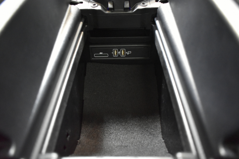 メルセデスベンツ Eクラス E350e AVG ｽﾎﾟｰﾂ ｴｸｽｸﾙｰｼﾌﾞP ﾚｰﾀﾞｰｾｰﾌﾃｨP PHV ﾊﾟﾉﾗﾏｻﾝﾙｰﾌ 全席ﾋｰﾀｰ黒革 ﾃﾞｨｽﾄﾛ ﾚｰﾝﾁｪﾝｼﾞ ﾌﾞﾗｲﾝﾄﾞｽﾎﾟｯﾄ AMGｴｱﾛ19AW ｷｰGO PTS ﾌｯﾄｹﾞｰﾄ ﾌﾞﾙﾒｽﾀｰ 地デジ360ｶﾒ 2年保証