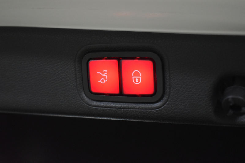 メルセデスベンツ Eクラス E350e AVG ｽﾎﾟｰﾂ ｴｸｽｸﾙｰｼﾌﾞP ﾚｰﾀﾞｰｾｰﾌﾃｨP PHV ﾊﾟﾉﾗﾏｻﾝﾙｰﾌ 全席ﾋｰﾀｰ黒革 ﾃﾞｨｽﾄﾛ ﾚｰﾝﾁｪﾝｼﾞ ﾌﾞﾗｲﾝﾄﾞｽﾎﾟｯﾄ AMGｴｱﾛ19AW ｷｰGO PTS ﾌｯﾄｹﾞｰﾄ ﾌﾞﾙﾒｽﾀｰ 地デジ360ｶﾒ 2年保証