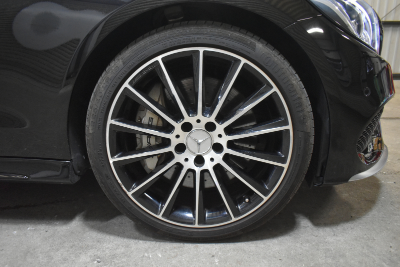 AMG Cクラス C43 4ﾏﾁｯｸ ｶﾌﾞﾘｵﾚ ﾚｰﾀﾞｰｾｰﾌﾃｨP 3ﾘｯﾀｰV6/367馬力 9速AT 4WD ﾌﾞﾙﾒｽﾀｰS ﾋｰﾀｰ赤本革/黒幌 ｴｱｽｶｰﾌ/ｴｱｷｬｯﾌﾟ ﾃﾞｨｽﾄﾛ Lｷｰﾌﾟ AMGｴｱﾛ19AW ｷｰﾚｽGO ﾊﾟｰｸﾄﾛ LEDﾍｯﾄﾞﾗｲﾄ ﾏﾙﾁｶﾗｰｱﾝﾋﾞｴﾝﾄﾗｲﾄ 地ﾃﾞｼﾞﾅﾋﾞ Bｶﾒﾗ 2年保証