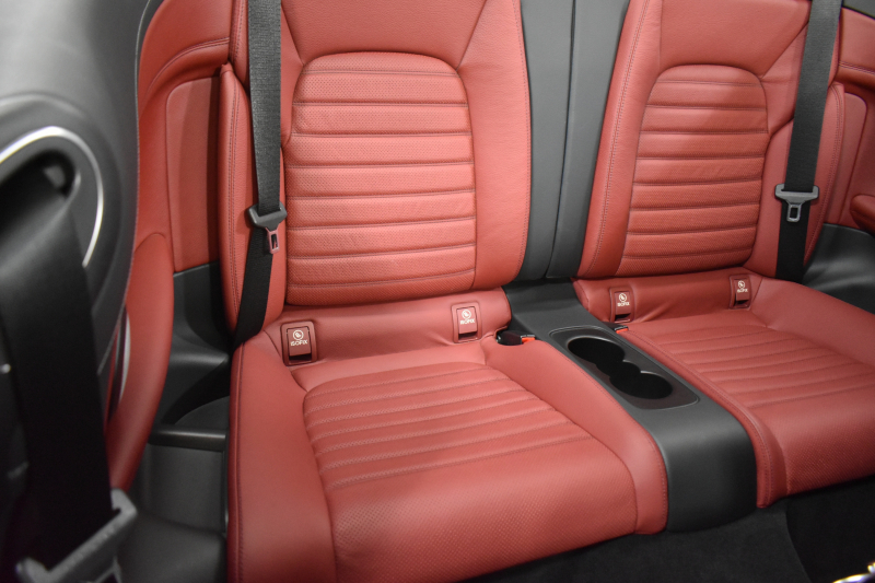 AMG Cクラス C43 4ﾏﾁｯｸ ｶﾌﾞﾘｵﾚ ﾚｰﾀﾞｰｾｰﾌﾃｨP 3ﾘｯﾀｰV6/367馬力 9速AT 4WD ﾌﾞﾙﾒｽﾀｰS ﾋｰﾀｰ赤本革/黒幌 ｴｱｽｶｰﾌ/ｴｱｷｬｯﾌﾟ ﾃﾞｨｽﾄﾛ Lｷｰﾌﾟ AMGｴｱﾛ19AW ｷｰﾚｽGO ﾊﾟｰｸﾄﾛ LEDﾍｯﾄﾞﾗｲﾄ ﾏﾙﾁｶﾗｰｱﾝﾋﾞｴﾝﾄﾗｲﾄ 地ﾃﾞｼﾞﾅﾋﾞ Bｶﾒﾗ 2年保証