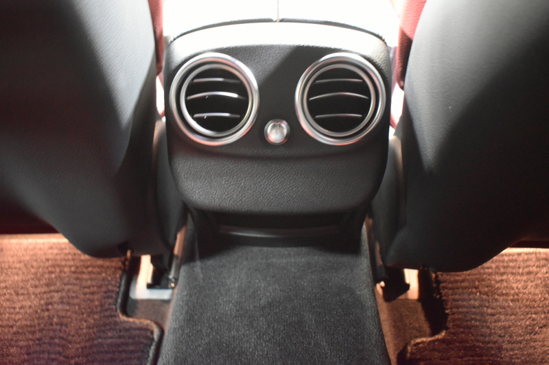 AMG Cクラス C43 4ﾏﾁｯｸ ｶﾌﾞﾘｵﾚ ﾚｰﾀﾞｰｾｰﾌﾃｨP 3ﾘｯﾀｰV6/367馬力 9速AT 4WD ﾌﾞﾙﾒｽﾀｰS ﾋｰﾀｰ赤本革/黒幌 ｴｱｽｶｰﾌ/ｴｱｷｬｯﾌﾟ ﾃﾞｨｽﾄﾛ Lｷｰﾌﾟ AMGｴｱﾛ19AW ｷｰﾚｽGO ﾊﾟｰｸﾄﾛ LEDﾍｯﾄﾞﾗｲﾄ ﾏﾙﾁｶﾗｰｱﾝﾋﾞｴﾝﾄﾗｲﾄ 地ﾃﾞｼﾞﾅﾋﾞ Bｶﾒﾗ 2年保証