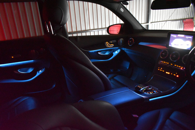 AMG GLC GLC43 4MATIC ﾚｻﾞｰｴｸｽｸﾙｰｼﾌﾞP ﾚｰﾀﾞｰｾｰﾌﾃｨP V6ﾂｲﾝﾀｰﾎﾞ/367馬力 ﾊﾟﾉﾗﾏｻﾝﾙｰﾌ 黒革 ﾌﾞﾙﾒｽﾀｰ HUD ﾃﾞｨｽﾄﾛﾆｯｸ ﾌﾞﾗｲﾝﾄﾞS ﾚｰﾝｷｰﾌﾟ ｴｱﾛ20AW ｻｲﾄﾞﾗﾝﾆﾝｸﾞﾎﾞｰﾄ HDDﾅﾋﾞTV 360ｶﾒﾗ ﾌｯﾄｹﾞｰﾄ 2年保証