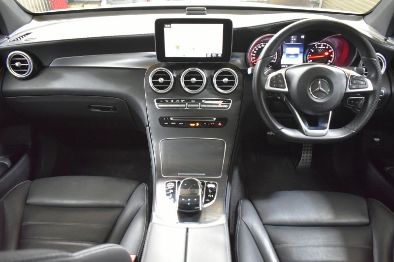 AMG GLC GLC43 4MATIC ﾚｻﾞｰｴｸｽｸﾙｰｼﾌﾞP ﾚｰﾀﾞｰｾｰﾌﾃｨP V6ﾂｲﾝﾀｰﾎﾞ/367馬力 ﾊﾟﾉﾗﾏｻﾝﾙｰﾌ 黒革 ﾌﾞﾙﾒｽﾀｰ HUD ﾃﾞｨｽﾄﾛﾆｯｸ ﾌﾞﾗｲﾝﾄﾞS ﾚｰﾝｷｰﾌﾟ ｴｱﾛ20AW ｻｲﾄﾞﾗﾝﾆﾝｸﾞﾎﾞｰﾄ HDDﾅﾋﾞTV 360ｶﾒﾗ ﾌｯﾄｹﾞｰﾄ 2年保証