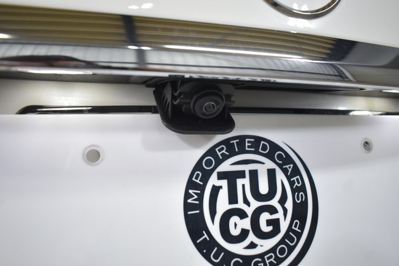 メルセデスベンツ Cクラス C200 ﾛｰﾚｳｽｴﾃﾞｨｼｮﾝ ｽﾎﾟｰﾂ+P ﾚｰﾀﾞｰｾｰﾌﾃｨP 特別仕様 BSG搭載 ﾊﾟﾉﾗﾏｻﾝﾙｰﾌ ﾋｰﾀｰ黒革 ﾃﾞｨｽﾄﾛ BSM Lｷｰﾌﾟ AMGｴｱﾛ18AW ｷｰﾚｽGo PTS 液晶ﾒｰﾀｰ  LEDﾍｯﾄﾞﾗｲﾄ 地ﾃﾞｼﾞﾅﾋﾞ Bｶﾒﾗ 2年保証