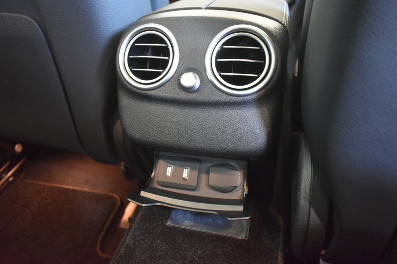 メルセデスベンツ Cクラス C200 ﾛｰﾚｳｽｴﾃﾞｨｼｮﾝ ｽﾎﾟｰﾂ+P ﾚｰﾀﾞｰｾｰﾌﾃｨP 特別仕様 BSG搭載 ﾊﾟﾉﾗﾏｻﾝﾙｰﾌ ﾋｰﾀｰ黒革 ﾃﾞｨｽﾄﾛ BSM Lｷｰﾌﾟ AMGｴｱﾛ18AW ｷｰﾚｽGo PTS 液晶ﾒｰﾀｰ  LEDﾍｯﾄﾞﾗｲﾄ 地ﾃﾞｼﾞﾅﾋﾞ Bｶﾒﾗ 2年保証