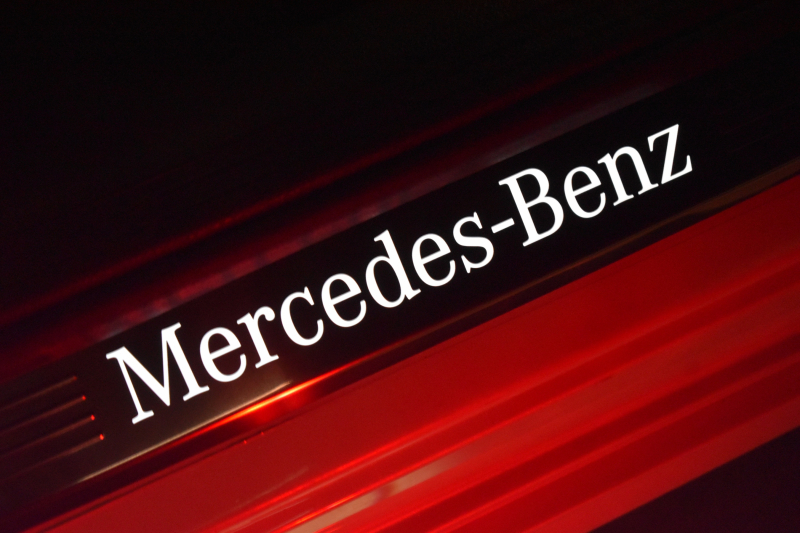 メルセデスベンツ Cクラス C200 ﾛｰﾚｳｽｴﾃﾞｨｼｮﾝ ｽﾎﾟｰﾂ+P ﾚｰﾀﾞｰｾｰﾌﾃｨP 特別仕様 BSG搭載 ﾊﾟﾉﾗﾏｻﾝﾙｰﾌ ﾋｰﾀｰ黒革 ﾃﾞｨｽﾄﾛ BSM Lｷｰﾌﾟ AMGｴｱﾛ18AW ｷｰﾚｽGo PTS 液晶ﾒｰﾀｰ  LEDﾍｯﾄﾞﾗｲﾄ 地ﾃﾞｼﾞﾅﾋﾞ Bｶﾒﾗ 2年保証