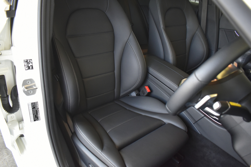 メルセデスベンツ Cクラス C200 ﾛｰﾚｳｽｴﾃﾞｨｼｮﾝ ｽﾎﾟｰﾂ+P ﾚｰﾀﾞｰｾｰﾌﾃｨP 特別仕様 BSG搭載 ﾊﾟﾉﾗﾏｻﾝﾙｰﾌ ﾋｰﾀｰ黒革 ﾃﾞｨｽﾄﾛ BSM Lｷｰﾌﾟ AMGｴｱﾛ18AW ｷｰﾚｽGo PTS 液晶ﾒｰﾀｰ  LEDﾍｯﾄﾞﾗｲﾄ 地ﾃﾞｼﾞﾅﾋﾞ Bｶﾒﾗ 2年保証