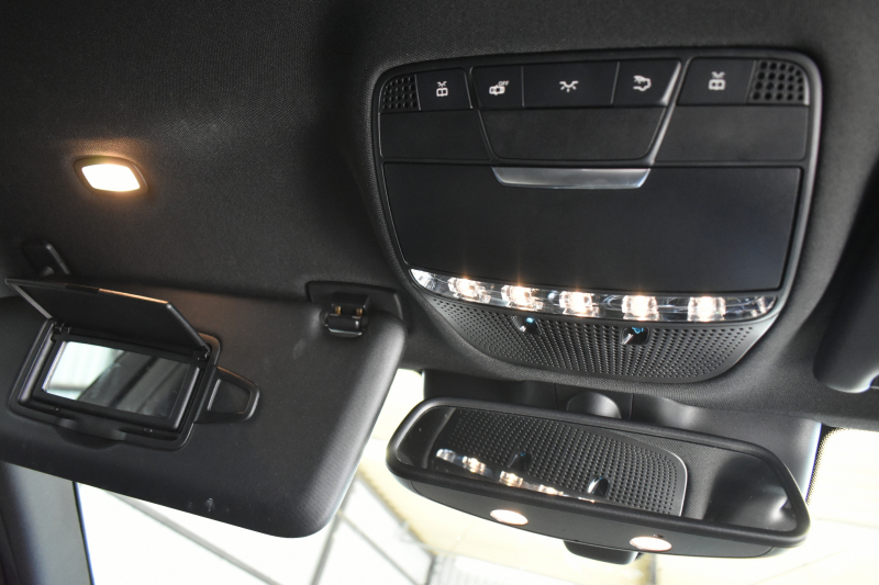 メルセデスベンツ Cクラス C220dAVG AMGﾗｲﾝ ﾍﾞｰｼｯｸP ﾚｰﾀﾞｰｾｰﾌﾃｨP 2.2ﾘｯﾀｰ/ﾃﾞｨｰｾﾞﾙ 170馬力 燃費20.3㎞ 9速  ﾋｰﾀｰ黒革 ﾃﾞｨｽﾄﾛ BSM Lｷｰﾌﾟ AMGｴｱﾛ18AW ｷｰﾚｽGo ﾊﾟｰｸﾄﾛ LEDﾍｯﾄﾞﾗｲﾄ 地ﾃﾞｼﾞﾅﾋﾞ Bｶﾒﾗ 2年保証