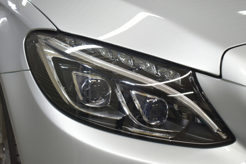 メルセデスベンツ Cクラス C220dAVG AMGﾗｲﾝ ﾍﾞｰｼｯｸP ﾚｰﾀﾞｰｾｰﾌﾃｨP 2.2ﾘｯﾀｰ/ﾃﾞｨｰｾﾞﾙ 170馬力 燃費20.3㎞ 9速  ﾋｰﾀｰ黒革 ﾃﾞｨｽﾄﾛ BSM Lｷｰﾌﾟ AMGｴｱﾛ18AW ｷｰﾚｽGo ﾊﾟｰｸﾄﾛ LEDﾍｯﾄﾞﾗｲﾄ 地ﾃﾞｼﾞﾅﾋﾞ Bｶﾒﾗ 2年保証