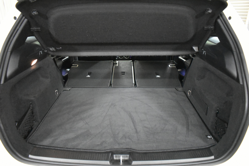 メルセデスベンツ Bクラス B200d AMGﾗｲﾝ AMGﾚｻﾞｰｴｸｽｸﾙｰｼﾌﾞP ｱﾄﾞﾊﾞﾝｽﾄﾞP ﾚｰﾀﾞｰｾｰﾌﾃｨP ﾊﾟﾉﾗﾏｻﾝﾙｰﾌ ﾋｰﾀｰ付黒灰革 HUD 360ｶﾒﾗ ｱﾄﾞﾊﾞﾝｽﾄﾞｻｳﾝﾄﾞ ﾃﾞｨｽﾄﾛﾆｯｸ ﾌﾞﾗｲﾝﾄﾞｽﾎﾟｯﾄ Lｷｰﾌﾟ AMGｴｱﾛ18AW LEDﾍｯﾄﾞﾗｲﾄ MBUXﾅﾋﾞTV ﾌｯﾄｹﾞｰﾄ 2年保証