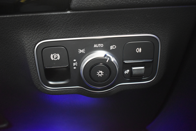 メルセデスベンツ Bクラス B200d AMGﾗｲﾝ AMGﾚｻﾞｰｴｸｽｸﾙｰｼﾌﾞP ｱﾄﾞﾊﾞﾝｽﾄﾞP ﾚｰﾀﾞｰｾｰﾌﾃｨP ﾊﾟﾉﾗﾏｻﾝﾙｰﾌ ﾋｰﾀｰ付黒灰革 HUD 360ｶﾒﾗ ｱﾄﾞﾊﾞﾝｽﾄﾞｻｳﾝﾄﾞ ﾃﾞｨｽﾄﾛﾆｯｸ ﾌﾞﾗｲﾝﾄﾞｽﾎﾟｯﾄ Lｷｰﾌﾟ AMGｴｱﾛ18AW LEDﾍｯﾄﾞﾗｲﾄ MBUXﾅﾋﾞTV ﾌｯﾄｹﾞｰﾄ 2年保証