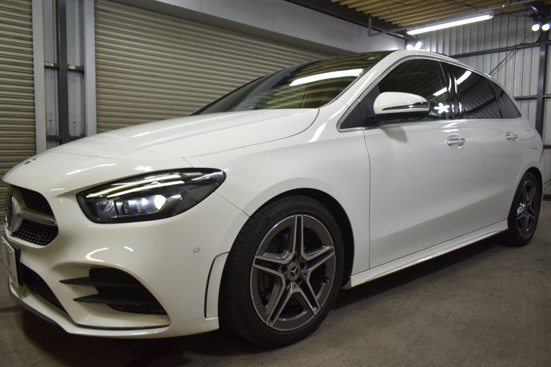 メルセデスベンツ Bクラス B200d AMGﾗｲﾝ AMGﾚｻﾞｰｴｸｽｸﾙｰｼﾌﾞP ｱﾄﾞﾊﾞﾝｽﾄﾞP ﾚｰﾀﾞｰｾｰﾌﾃｨP ﾊﾟﾉﾗﾏｻﾝﾙｰﾌ ﾋｰﾀｰ付黒灰革 HUD 360ｶﾒﾗ ｱﾄﾞﾊﾞﾝｽﾄﾞｻｳﾝﾄﾞ ﾃﾞｨｽﾄﾛﾆｯｸ ﾌﾞﾗｲﾝﾄﾞｽﾎﾟｯﾄ Lｷｰﾌﾟ AMGｴｱﾛ18AW LEDﾍｯﾄﾞﾗｲﾄ MBUXﾅﾋﾞTV ﾌｯﾄｹﾞｰﾄ 2年保証