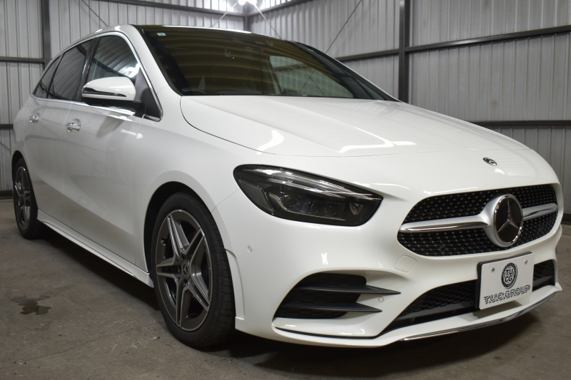 メルセデスベンツ Bクラス B180 AMGﾗｲﾝ AMGﾚｻﾞｰｴｸｽｸﾙｰｼﾌﾞP ｱﾄﾞﾊﾞﾝｽﾄﾞP ﾚｰﾀﾞｰSP 1ｵｰﾅｰ車両 MEｺﾈ MBUXｼｽﾃﾑ ﾊﾟﾉﾗﾏR ﾋｰﾀｰ付黒灰革 ACC BSM Lﾁｪﾝｼﾞ AMGｴｱﾛ18AW ﾏﾙﾁLED HUD 対話式ﾅﾋﾞTV 360ｶﾒﾗ 2年保証