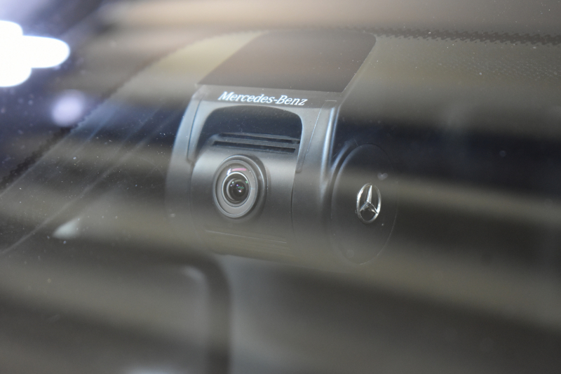 メルセデスベンツ Bクラス B180 AMGﾗｲﾝ AMGﾚｻﾞｰｴｸｽｸﾙｰｼﾌﾞP ｱﾄﾞﾊﾞﾝｽﾄﾞP ﾚｰﾀﾞｰSP 1ｵｰﾅｰ車両 MEｺﾈ MBUXｼｽﾃﾑ ﾊﾟﾉﾗﾏR ﾋｰﾀｰ付黒灰革 ACC BSM Lﾁｪﾝｼﾞ AMGｴｱﾛ18AW ﾏﾙﾁLED HUD 対話式ﾅﾋﾞTV 360ｶﾒﾗ 2年保証