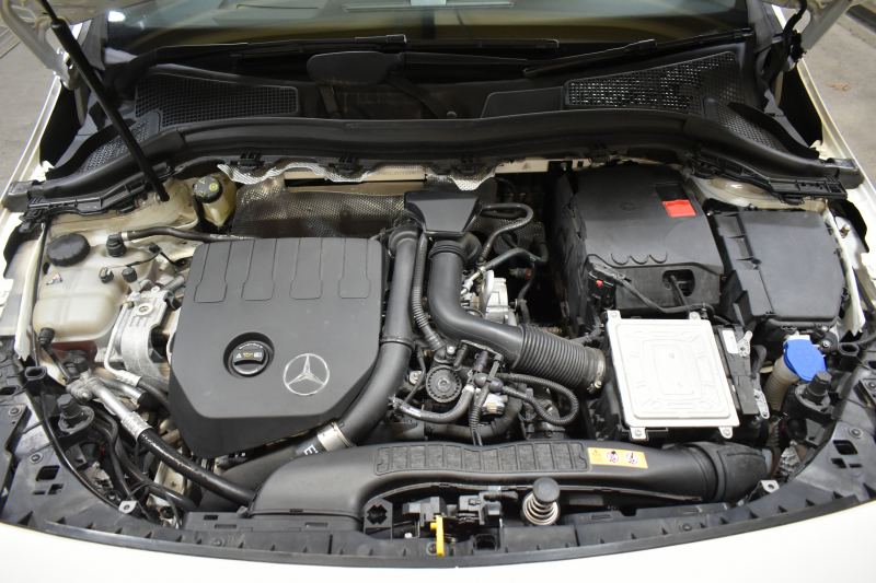 メルセデスベンツ Bクラス B180 AMGﾗｲﾝ AMGﾚｻﾞｰｴｸｽｸﾙｰｼﾌﾞP ｱﾄﾞﾊﾞﾝｽﾄﾞP ﾚｰﾀﾞｰSP 1ｵｰﾅｰ車両 MEｺﾈ MBUXｼｽﾃﾑ ﾊﾟﾉﾗﾏR ﾋｰﾀｰ付黒灰革 ACC BSM Lﾁｪﾝｼﾞ AMGｴｱﾛ18AW ﾏﾙﾁLED HUD 対話式ﾅﾋﾞTV 360ｶﾒﾗ 2年保証