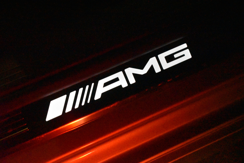 AMG Eクラス E53 4ﾏﾁｯｸ+ ﾜｺﾞﾝ ｴｸｽｸﾙｰｼﾌﾞ ﾚｰﾀﾞｰｾｰﾌﾃｨP 1ｵｰﾅｰ ﾊﾟﾉﾗﾏｻﾝﾙｰﾌ ﾌﾞﾙﾒｽﾀｰ ﾋｰﾀｰｸｰﾗｰ黒革 ｼﾙﾊﾞｰｽﾃｯﾁ内装 ﾃﾞｨｽﾄﾛ BSM Lﾁｪﾝｼﾞ AMGｴｱﾛ20AW PTS MEｺﾈｸﾄ HUD ﾌｯﾄｹﾞｰﾄ 地ﾃﾞｼﾞﾅﾋﾞ 360ｶﾒﾗ 2年保証