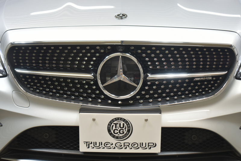 AMG Eクラス E53 4ﾏﾁｯｸ+ ﾜｺﾞﾝ ｴｸｽｸﾙｰｼﾌﾞ ﾚｰﾀﾞｰｾｰﾌﾃｨP 1ｵｰﾅｰ ﾊﾟﾉﾗﾏｻﾝﾙｰﾌ ﾌﾞﾙﾒｽﾀｰ ﾋｰﾀｰｸｰﾗｰ黒革 ｼﾙﾊﾞｰｽﾃｯﾁ内装 ﾃﾞｨｽﾄﾛ BSM Lﾁｪﾝｼﾞ AMGｴｱﾛ20AW PTS MEｺﾈｸﾄ HUD ﾌｯﾄｹﾞｰﾄ 地ﾃﾞｼﾞﾅﾋﾞ 360ｶﾒﾗ 2年保証