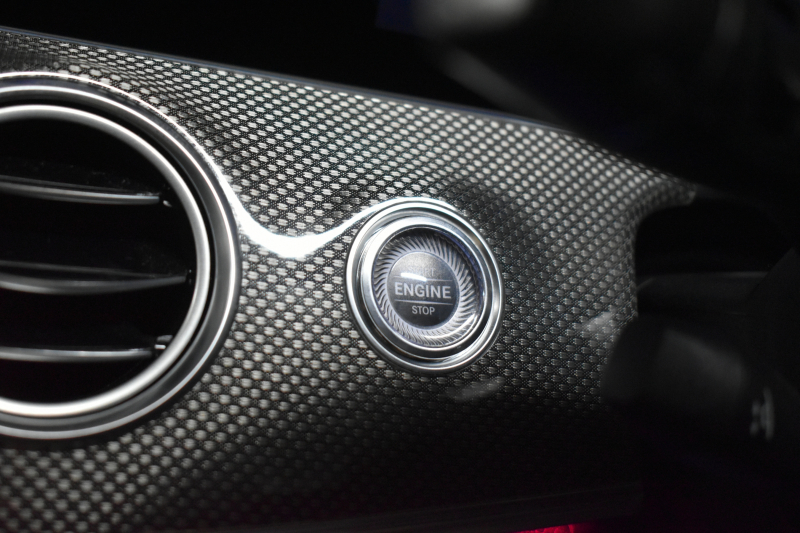 AMG Eクラス E53 4ﾏﾁｯｸ+ ﾜｺﾞﾝ ｴｸｽｸﾙｰｼﾌﾞ ﾚｰﾀﾞｰｾｰﾌﾃｨP 1ｵｰﾅｰ ﾊﾟﾉﾗﾏｻﾝﾙｰﾌ ﾌﾞﾙﾒｽﾀｰ ﾋｰﾀｰｸｰﾗｰ黒革 ｼﾙﾊﾞｰｽﾃｯﾁ内装 ﾃﾞｨｽﾄﾛ BSM Lﾁｪﾝｼﾞ AMGｴｱﾛ20AW PTS MEｺﾈｸﾄ HUD ﾌｯﾄｹﾞｰﾄ 地ﾃﾞｼﾞﾅﾋﾞ 360ｶﾒﾗ 2年保証