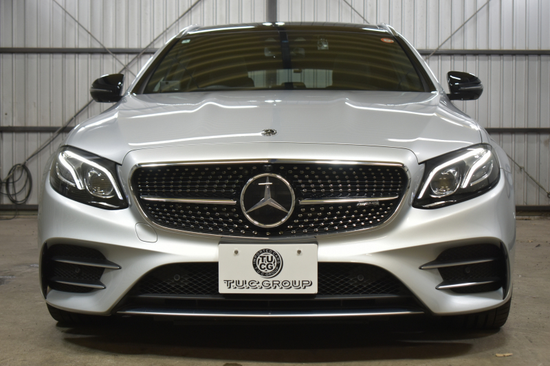 AMG Eクラス E53 4ﾏﾁｯｸ+ ﾜｺﾞﾝ ｴｸｽｸﾙｰｼﾌﾞ ﾚｰﾀﾞｰｾｰﾌﾃｨP 1ｵｰﾅｰ ﾊﾟﾉﾗﾏｻﾝﾙｰﾌ ﾌﾞﾙﾒｽﾀｰ ﾋｰﾀｰｸｰﾗｰ黒革 ｼﾙﾊﾞｰｽﾃｯﾁ内装 ﾃﾞｨｽﾄﾛ BSM Lﾁｪﾝｼﾞ AMGｴｱﾛ20AW PTS MEｺﾈｸﾄ HUD ﾌｯﾄｹﾞｰﾄ 地ﾃﾞｼﾞﾅﾋﾞ 360ｶﾒﾗ 2年保証