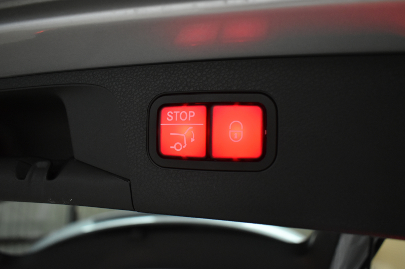 AMG Eクラス E53 4ﾏﾁｯｸ+ ﾜｺﾞﾝ ｴｸｽｸﾙｰｼﾌﾞ ﾚｰﾀﾞｰｾｰﾌﾃｨP 1ｵｰﾅｰ ﾊﾟﾉﾗﾏｻﾝﾙｰﾌ ﾌﾞﾙﾒｽﾀｰ ﾋｰﾀｰｸｰﾗｰ黒革 ｼﾙﾊﾞｰｽﾃｯﾁ内装 ﾃﾞｨｽﾄﾛ BSM Lﾁｪﾝｼﾞ AMGｴｱﾛ20AW PTS MEｺﾈｸﾄ HUD ﾌｯﾄｹﾞｰﾄ 地ﾃﾞｼﾞﾅﾋﾞ 360ｶﾒﾗ 2年保証