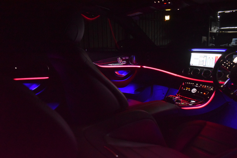 AMG Eクラス E53 4ﾏﾁｯｸ+ ﾜｺﾞﾝ ｴｸｽｸﾙｰｼﾌﾞ ﾚｰﾀﾞｰｾｰﾌﾃｨP 1ｵｰﾅｰ ﾊﾟﾉﾗﾏｻﾝﾙｰﾌ ﾌﾞﾙﾒｽﾀｰ ﾋｰﾀｰｸｰﾗｰ黒革 ｼﾙﾊﾞｰｽﾃｯﾁ内装 ﾃﾞｨｽﾄﾛ BSM Lﾁｪﾝｼﾞ AMGｴｱﾛ20AW PTS MEｺﾈｸﾄ HUD ﾌｯﾄｹﾞｰﾄ 地ﾃﾞｼﾞﾅﾋﾞ 360ｶﾒﾗ 2年保証