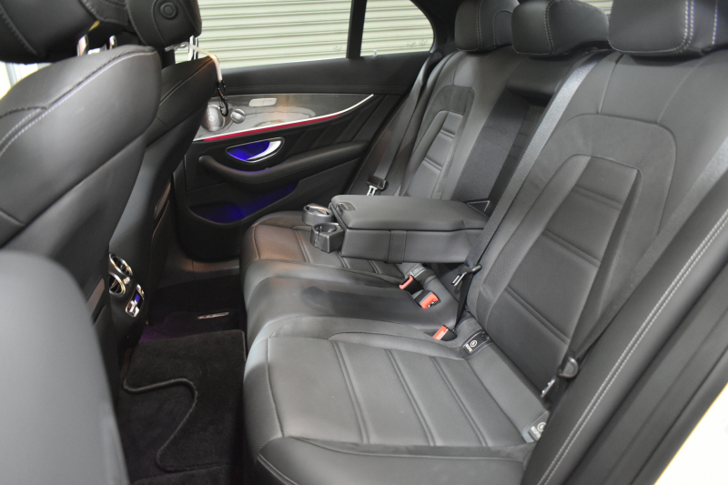 AMG Eクラス E53 4ﾏﾁｯｸ+ ｴｸｽｸﾙｰｼﾌﾞP ﾚｰﾀﾞｰｾｰﾌﾃｨP 1ｵｰﾅｰ  後期型 ﾊﾟﾉﾗﾏｻﾝﾙｰﾌ ﾋｰﾀｰｸｰﾗｰ黒革 ﾃﾞｨｽﾄﾛﾆｯｸ ﾌﾞﾗｲﾝﾄﾞｽﾎﾟｯﾄ ﾚｰﾝﾁｪﾝｼﾞ  MBUXﾅﾋﾞAMGｴｱﾛ20AW ﾌﾞﾙﾒｽﾀｰ ﾍｯﾄﾞｱｯﾌﾟD 電動ﾄﾗﾝｸ ｷｰﾚｽGO 360ｶﾒﾗ 2年保証