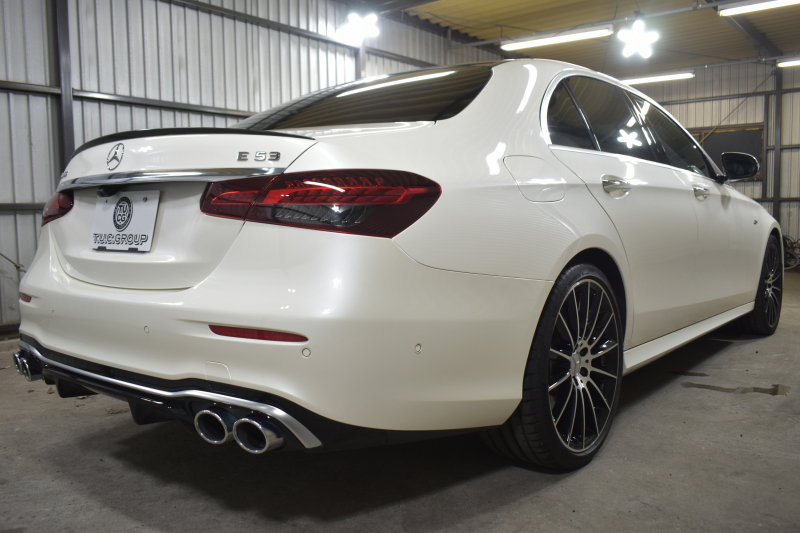 AMG Eクラス E53 4ﾏﾁｯｸ+ ｴｸｽｸﾙｰｼﾌﾞP ﾚｰﾀﾞｰｾｰﾌﾃｨP 1ｵｰﾅｰ  後期型 ﾊﾟﾉﾗﾏｻﾝﾙｰﾌ ﾋｰﾀｰｸｰﾗｰ黒革 ﾃﾞｨｽﾄﾛﾆｯｸ ﾌﾞﾗｲﾝﾄﾞｽﾎﾟｯﾄ ﾚｰﾝﾁｪﾝｼﾞ  MBUXﾅﾋﾞAMGｴｱﾛ20AW ﾌﾞﾙﾒｽﾀｰ ﾍｯﾄﾞｱｯﾌﾟD 電動ﾄﾗﾝｸ ｷｰﾚｽGO 360ｶﾒﾗ 2年保証