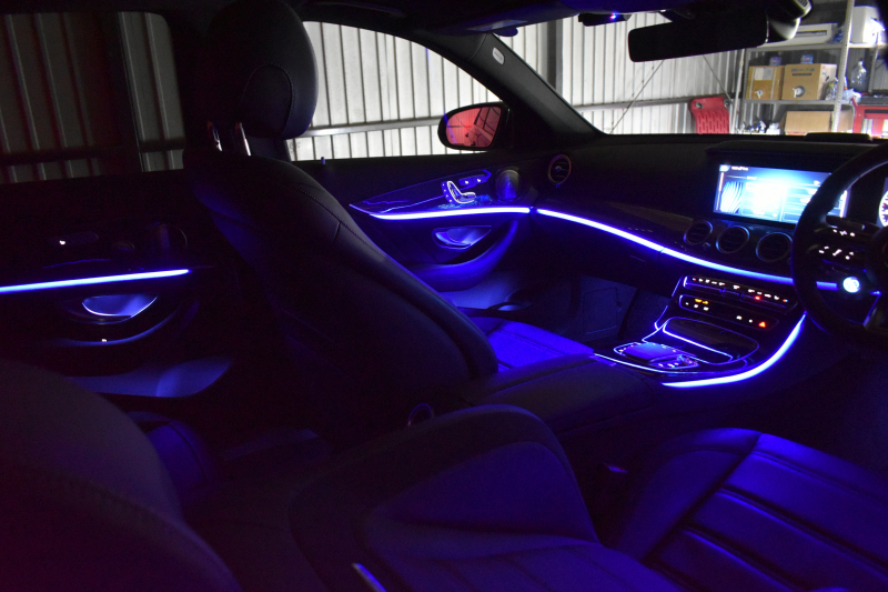 AMG Eクラス E53 4ﾏﾁｯｸ+ ｴｸｽｸﾙｰｼﾌﾞ ﾚｰﾀﾞｰｾｰﾌﾃｨP 3.0ﾘｯﾀｰ/435馬力 後期型 MEｺﾈｸﾄ 9速AT 4WD ﾊﾟﾉﾗﾏｻﾝﾙｰﾌ ﾋｰﾀｰｸｰﾗｰ黒革 ﾃﾞｨｽﾄﾛ BSM Lﾁｪﾝｼﾞ AMGｴｱﾛ20AW ｷｰﾚｽGO PTS ﾌﾞﾙﾒｽﾀｰ HUD 電動ﾄﾗﾝｸ LEDﾍｯﾄﾞﾗｲﾄ 地ﾃﾞｼﾞﾅﾋﾞ 360ｶﾒﾗ 2年保証