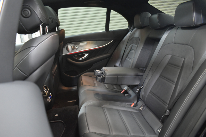 AMG Eクラス E53 4ﾏﾁｯｸ+ ｴｸｽｸﾙｰｼﾌﾞ ﾚｰﾀﾞｰｾｰﾌﾃｨP 3.0ﾘｯﾀｰ/435馬力 後期型 MEｺﾈｸﾄ 9速AT 4WD ﾊﾟﾉﾗﾏｻﾝﾙｰﾌ ﾋｰﾀｰｸｰﾗｰ黒革 ﾃﾞｨｽﾄﾛ BSM Lﾁｪﾝｼﾞ AMGｴｱﾛ20AW ｷｰﾚｽGO PTS ﾌﾞﾙﾒｽﾀｰ HUD 電動ﾄﾗﾝｸ LEDﾍｯﾄﾞﾗｲﾄ 地ﾃﾞｼﾞﾅﾋﾞ 360ｶﾒﾗ 2年保証