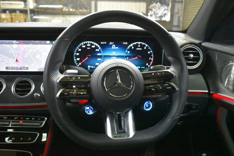 AMG Eクラス E53 4ﾏﾁｯｸ+ ｴｸｽｸﾙｰｼﾌﾞ ﾚｰﾀﾞｰｾｰﾌﾃｨP 3.0ﾘｯﾀｰ/435馬力 後期型 MEｺﾈｸﾄ 9速AT 4WD ﾊﾟﾉﾗﾏｻﾝﾙｰﾌ ﾋｰﾀｰｸｰﾗｰ黒革 ﾃﾞｨｽﾄﾛ BSM Lﾁｪﾝｼﾞ AMGｴｱﾛ20AW ｷｰﾚｽGO PTS ﾌﾞﾙﾒｽﾀｰ HUD 電動ﾄﾗﾝｸ LEDﾍｯﾄﾞﾗｲﾄ 地ﾃﾞｼﾞﾅﾋﾞ 360ｶﾒﾗ 2年保証